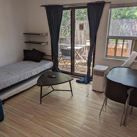 The Parkdale Hostellerie 多伦多 外观 照片