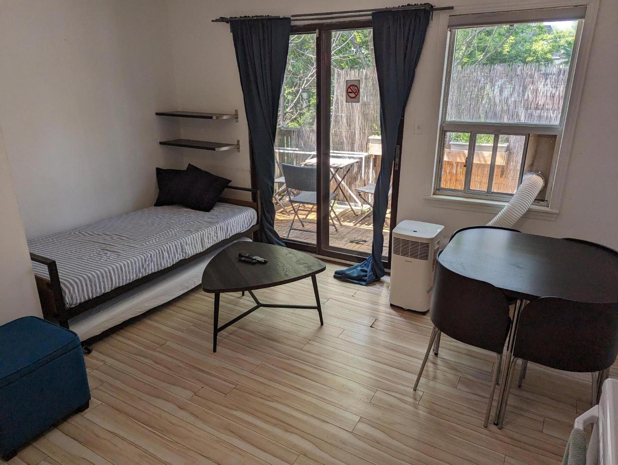 The Parkdale Hostellerie 多伦多 外观 照片