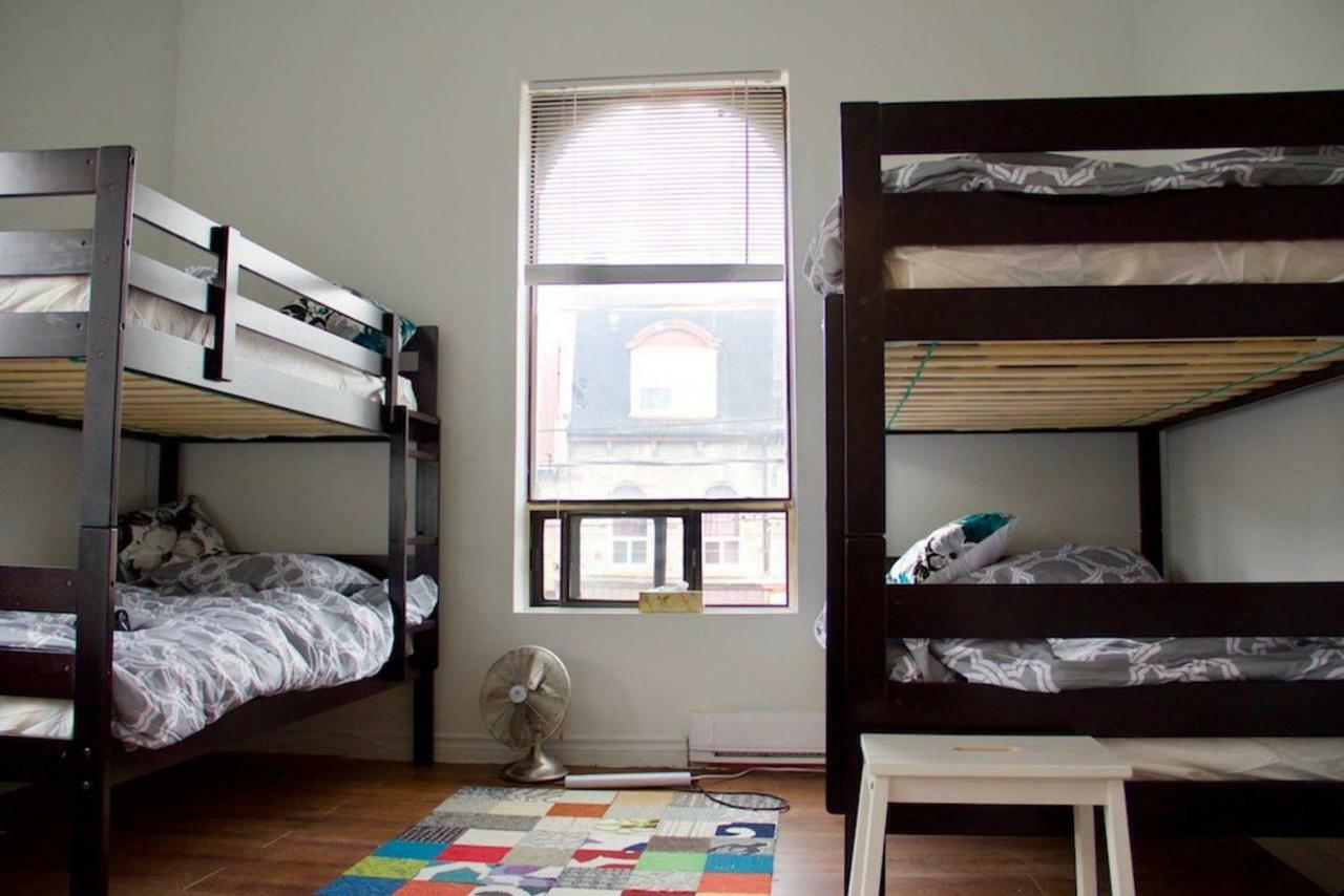 The Parkdale Hostellerie 多伦多 床位 照片